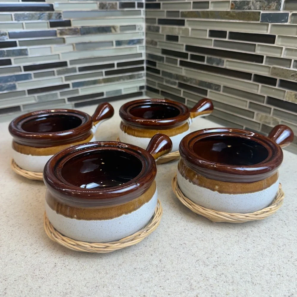 VTG Brown Drip Glaze French Onion Soup Bowls w/ Wicker Coasters Set of 4 Crocks